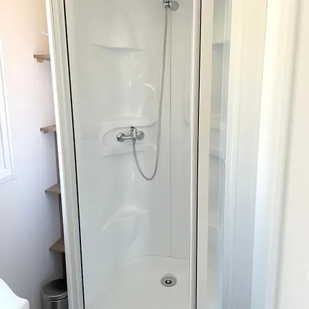 Confortable A Avec Piscine Feriehus