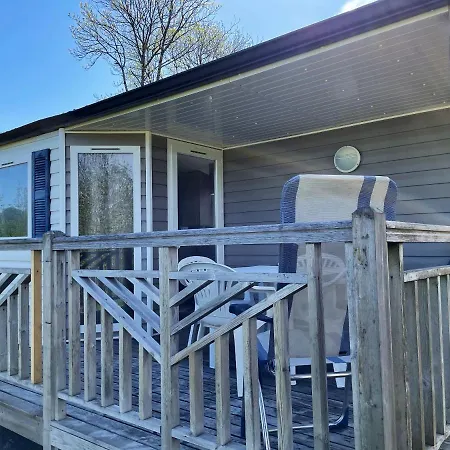 Confortable A Avec Piscine Holiday home Argences-en-Aubrac