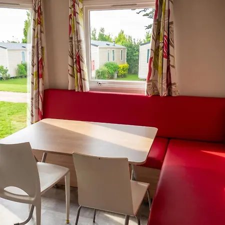 Confortable A Avec Piscine Argences-en-Aubrac