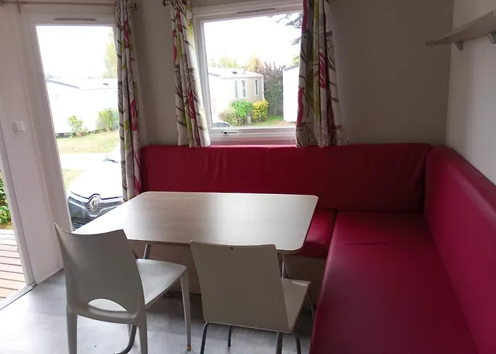 Propriete De 2 Avec Piscine Partagee Jardin Amenage Et Wifi A En Aubrac Hébergement de vacances